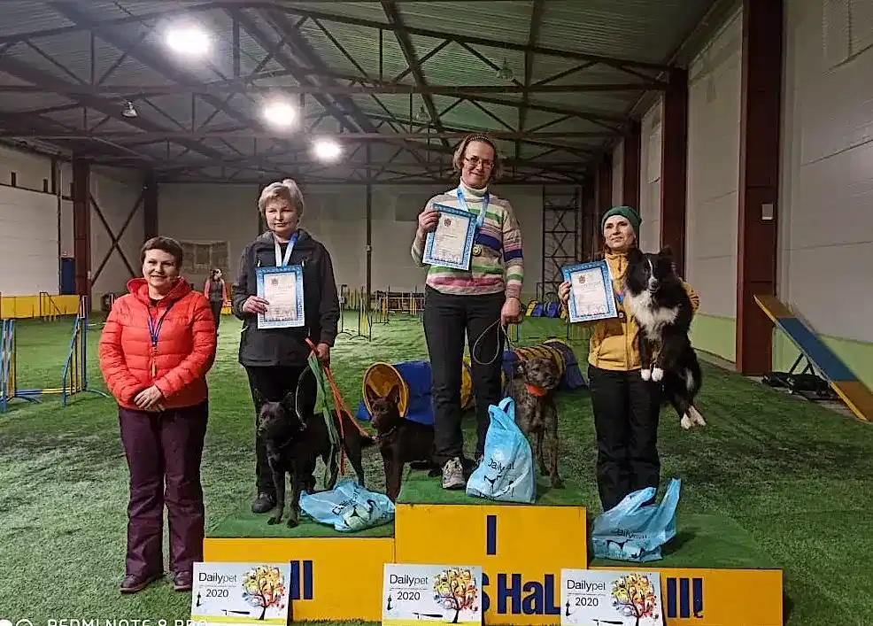 Призеры Чемпионата Алматы по аджилити 2020 класса Рост в категории Медиум